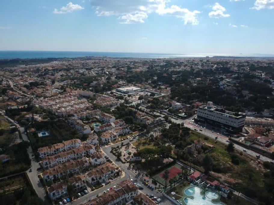 Apartamento Agua Rosa Torrevieja Esterno foto
