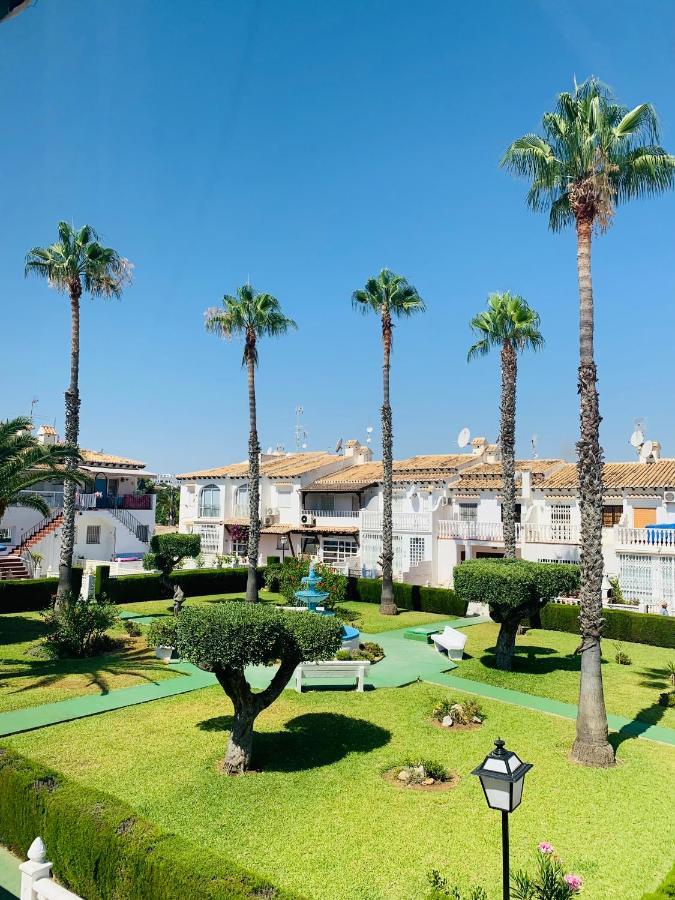 Apartamento Agua Rosa Torrevieja Esterno foto