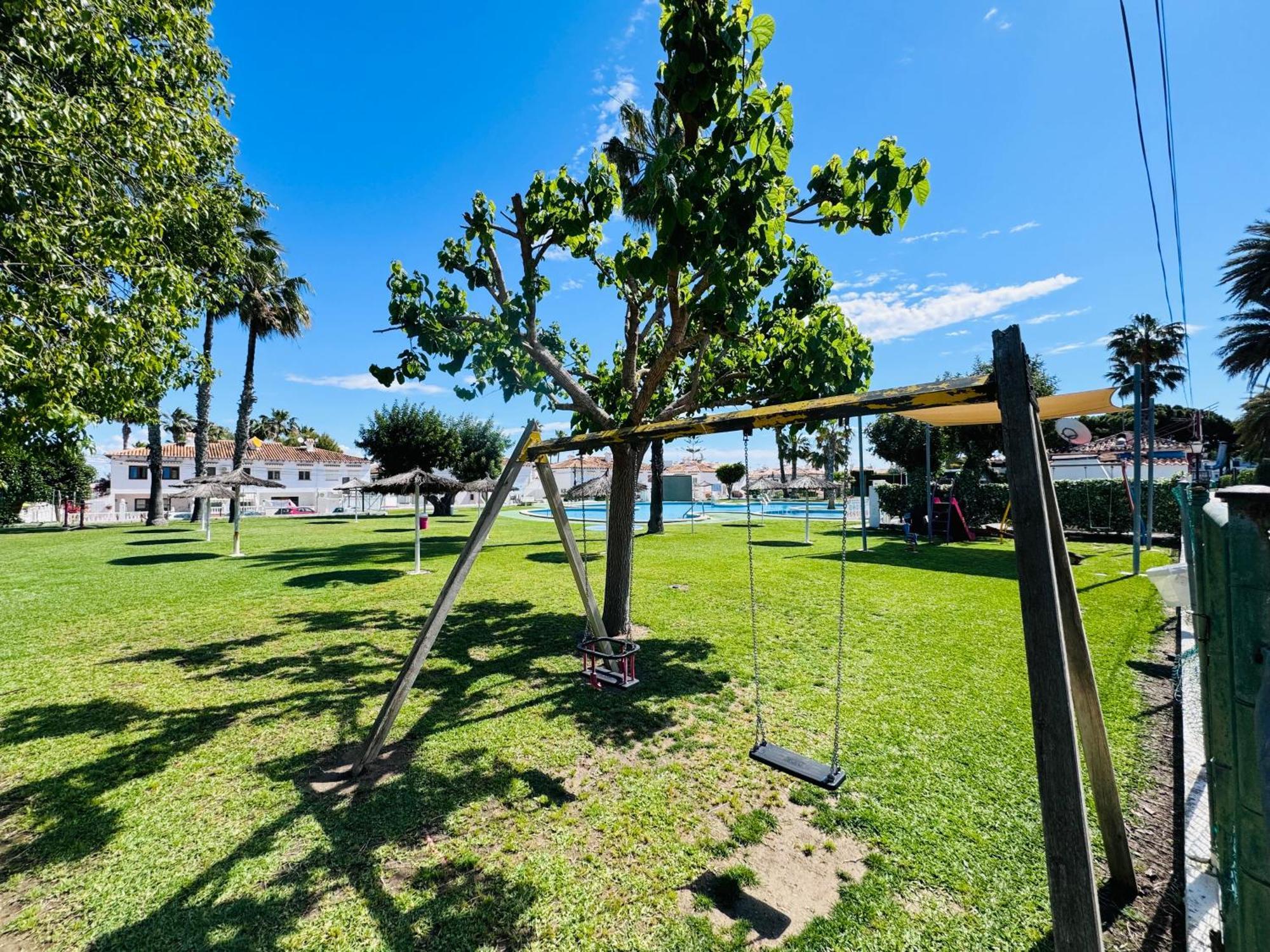 Apartamento Agua Rosa Torrevieja Esterno foto