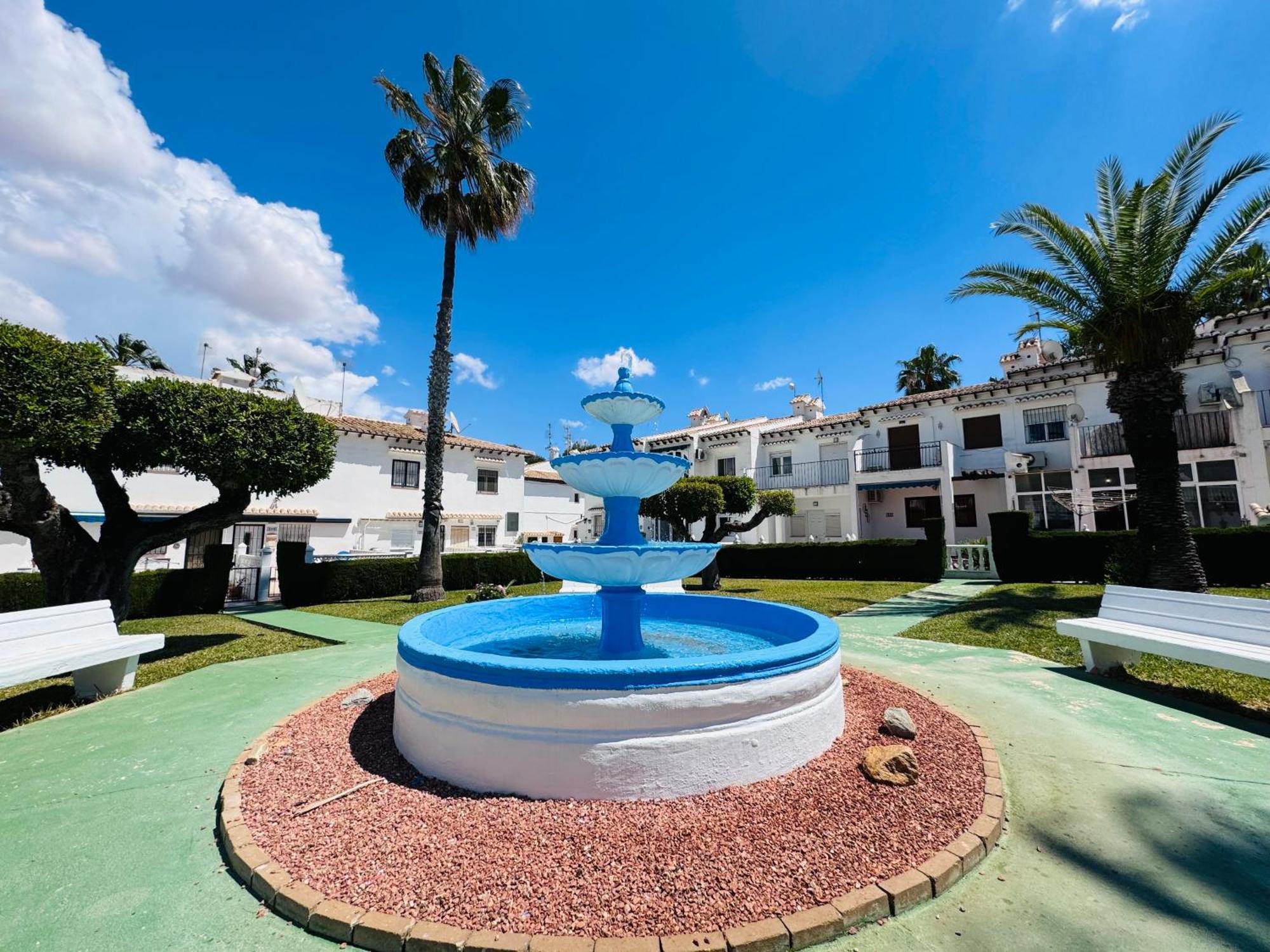 Apartamento Agua Rosa Torrevieja Esterno foto