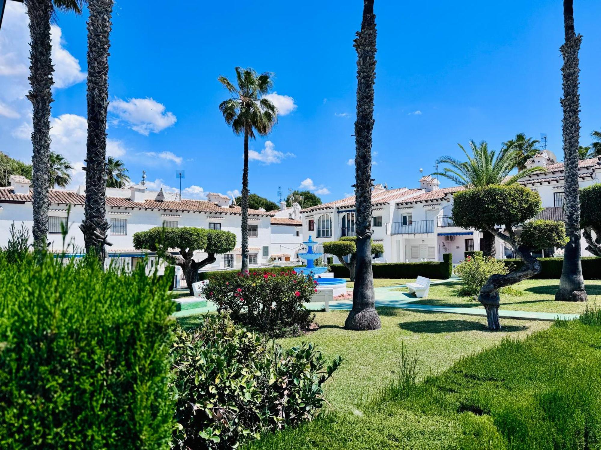 Apartamento Agua Rosa Torrevieja Esterno foto